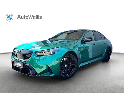 BMW M5 Sedan