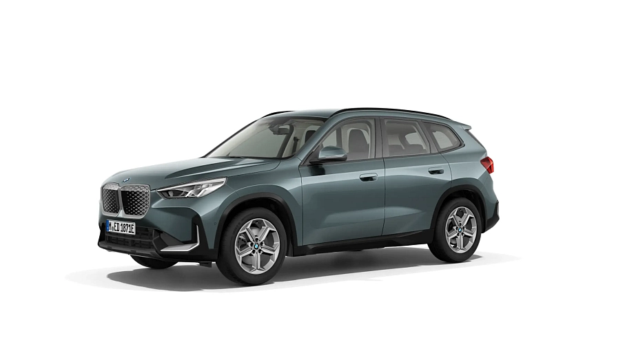 BMW iX1 eDrive20 - operativní leasing