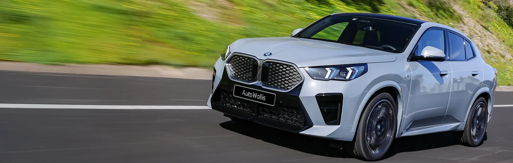 NOVÉ BMW iX2