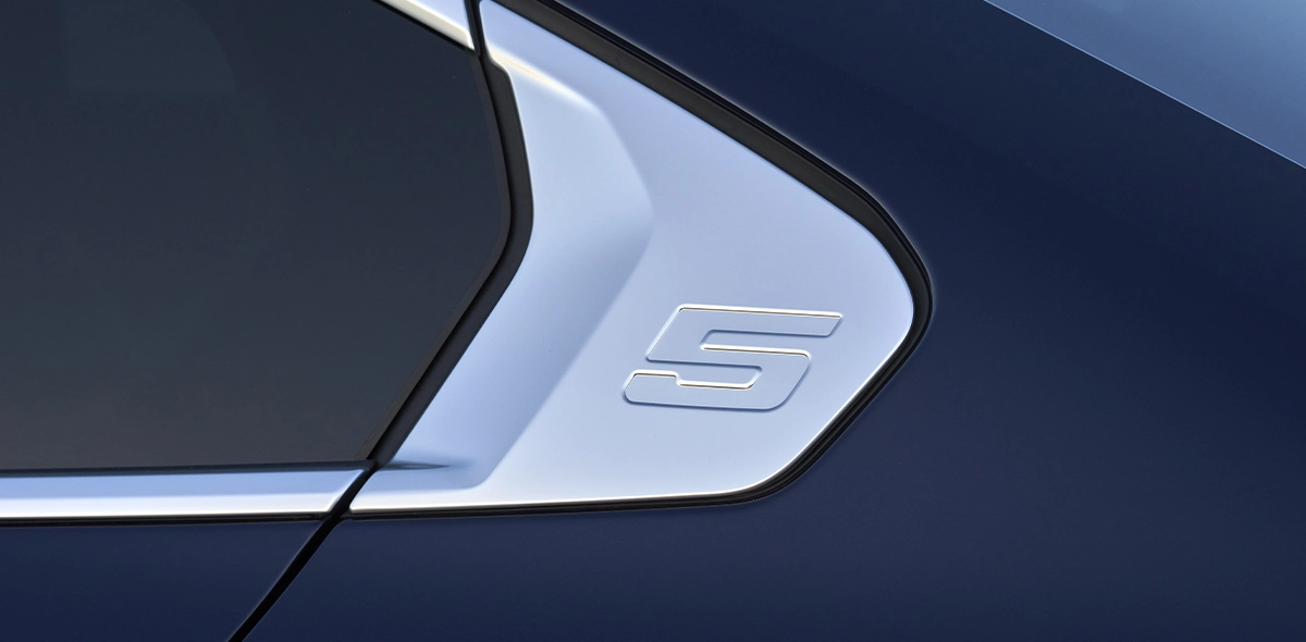 BMW i5