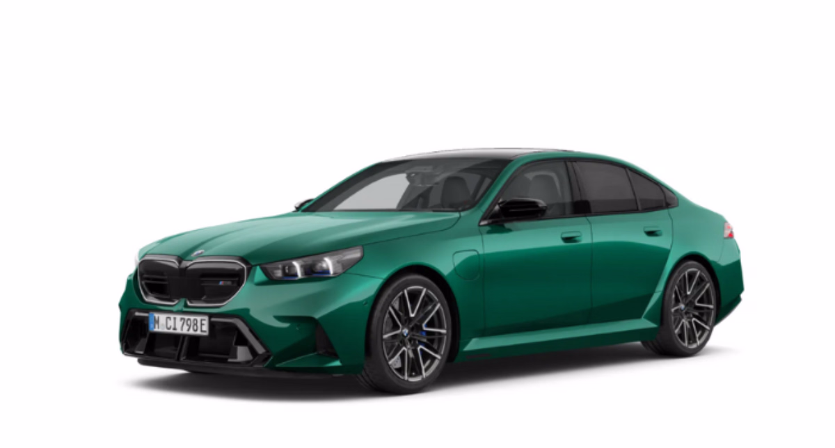 BMW M5 SEDAN