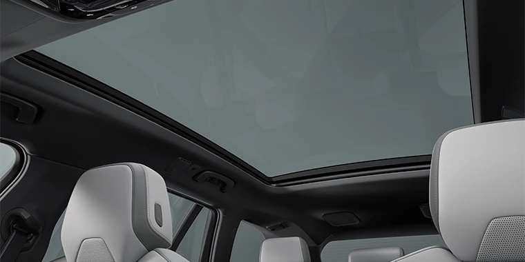 NOVÉ BMW i5 Sedan