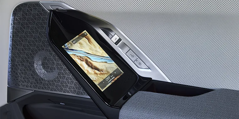 NOVÉ BMW i7