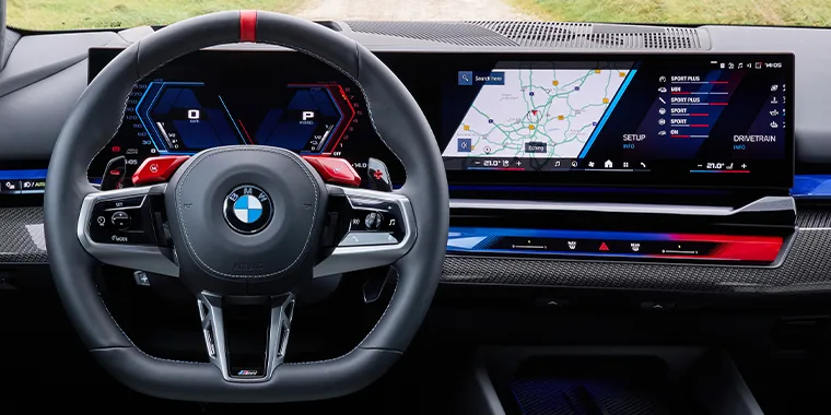 BMW M5 SEDAN