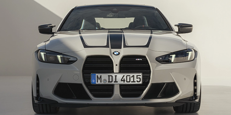 BMW M4 COUPÉ
