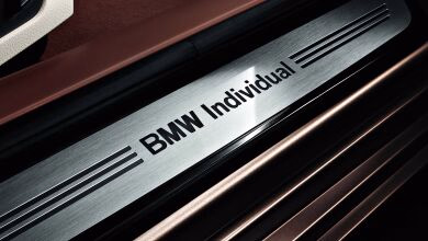 Prahové lišty s označením BMW Individual